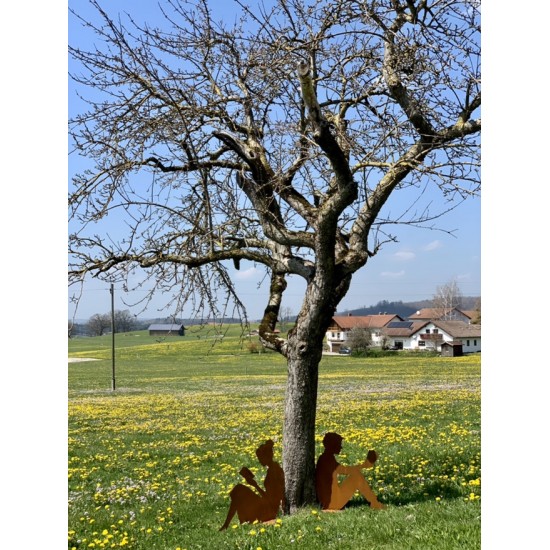 Menschen und Silhouetten Dekofigur lesende Frau mit Buch - Höhe 80 cm - groß 
Höhe 80 cm
Länge 93 cm
aus 3 mm Stahl
mit eine