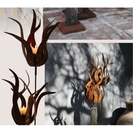 Gartenfackeln Edelstahl Feuerblume - Fiamma - 45 cm mit Hülse - Groß Ø 45 cm 
Feuerblume "Fiamma" mit einer Hülse, ideal zum Ei