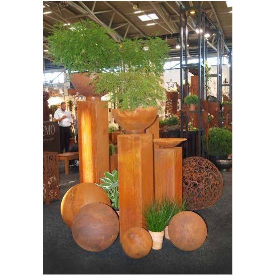 Gartendeko Rost Podest - Rostsäule 100 cm hoch 30 x 30 cm Schlichte rechteckige Rostsäule 100 cm hoch ohne Muster als Podest 

