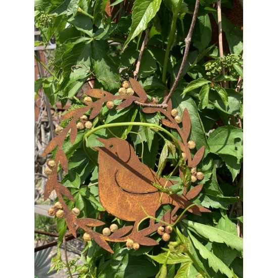 Gartendeko Rost Goldbeeren Dekokranz mit singendem Vogel - Ø 20 cm - zum Hängen 
Die goldenen Beeren machen diese Gartendeko zu