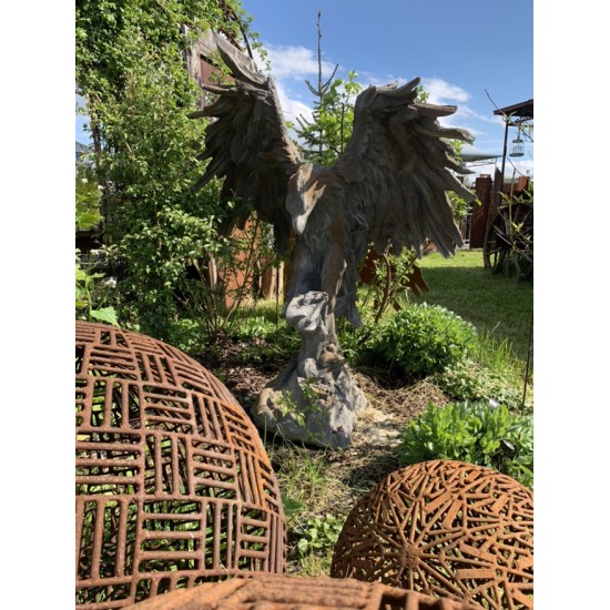 Sonstige Vögel Steinfigur Adler Rosteffekt - Wesen der Lüfte - Höhe 152 cm 
Höhe 152 cm
Breite 122 cm
Tiefe 74 cm
Gewicht 26