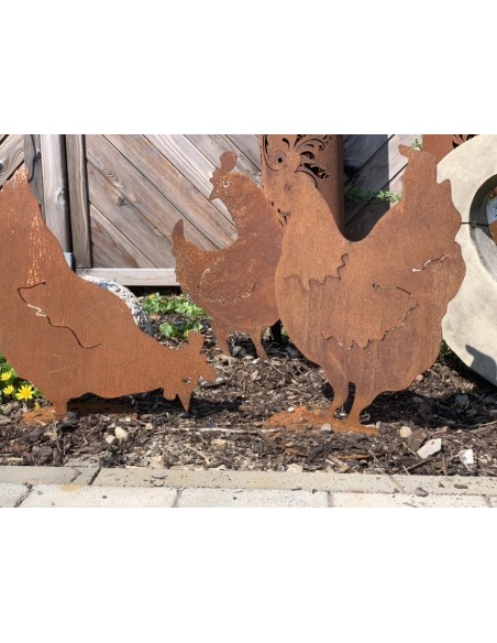 Frühling / Ostern Henne schaut seitlich 40 cm - Edelrost Huhn 
Höhe 40 cm
Breite 27 cm
mit Bodenplatte
