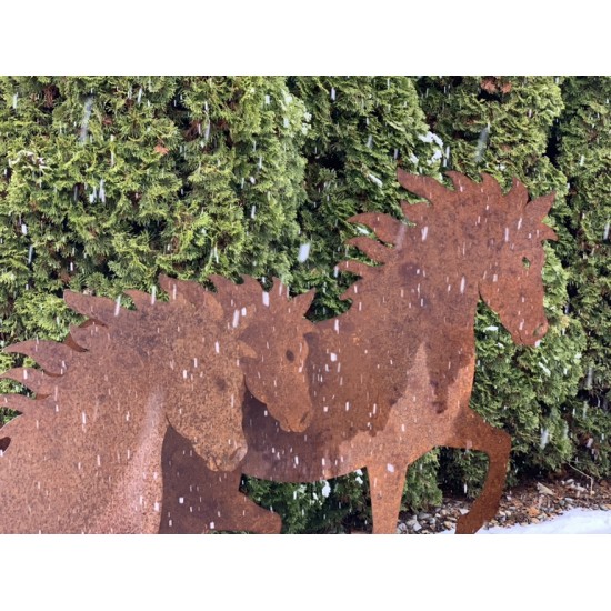 Pferde + Esel Dekofigur Pferd Länge 155 cm Höhe 120 cm
Länge 155 cm
