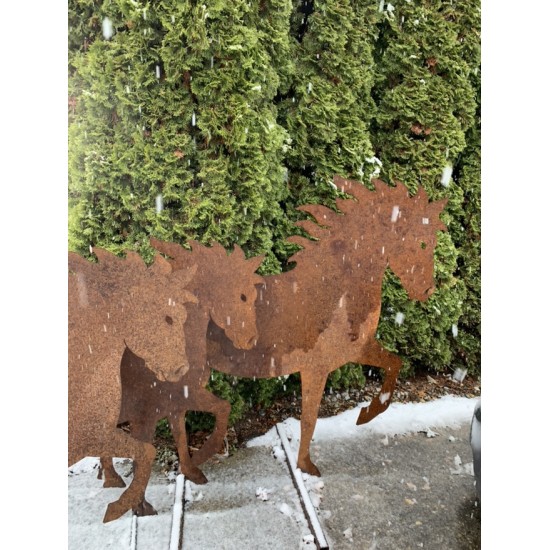 Pferde + Esel Dekofigur Pferd Länge 155 cm Höhe 120 cm
Länge 155 cm
