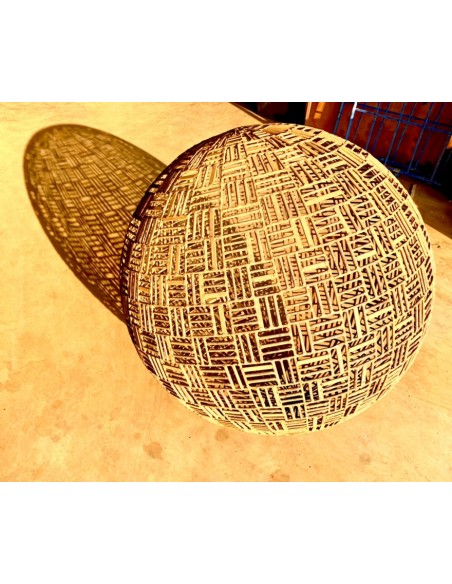 40 cm Kugeln Kugel - Coureges - Durchmesser 45cm, edelrost 

Aussergewöhnliche Kugel aus hunderten einzelner Rundeisenstäbe zu