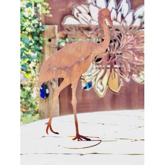 Adler, Falke und Reiher Rost Reiher gehend auf Platte, Höhe 66 cm Der Edelrost Fischreiher ist ein wundersch&ouml;nes Gartendeko