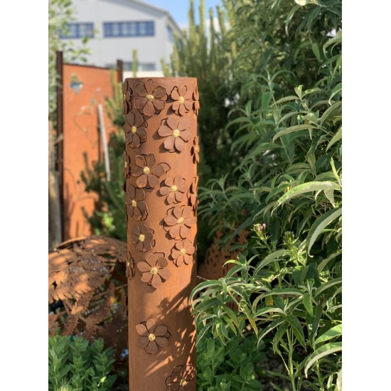 runde Rostsäulen Dekosäule Blütentraum, Säule mit aufgesetzten Blüten Höhe 148cm 
Schmale Rost-Säule mit aufgesetzten Goldblüte