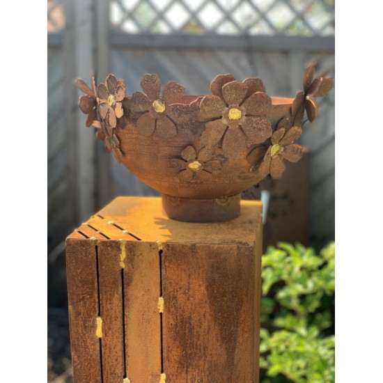 Pflanzgefäße + Schalen + Kronen Halbkugel Pflanzschale mit Goldblüten am Rand - 40 cm Durchmesser - Serie Blütentraum 
Halbkuge