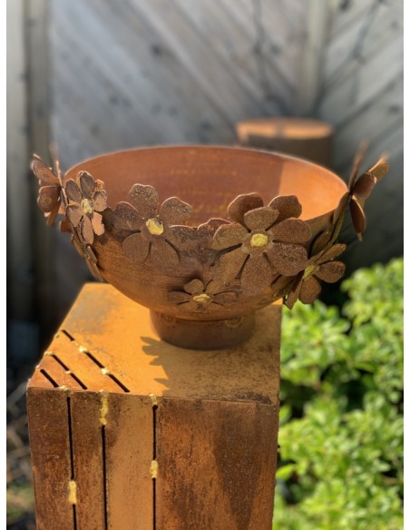 Pflanzgefäße + Schalen + Kronen Halbkugel Pflanzschale mit Goldblüten am Rand - 40 cm Durchmesser - Serie Blütentraum 
Halbkuge