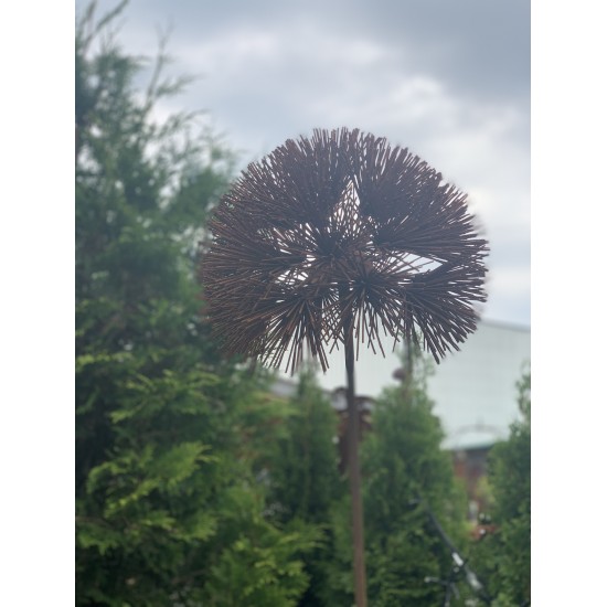 Blumen und Bäume Charmante Blume als Gartenstecker - 140 cm hoch Blütenhalbkugel mit sprießenden Metallstäben als Blüte.

Gesa