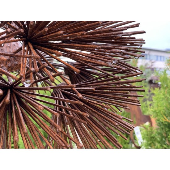 Blumen und Bäume Charmante Blume als Gartenstecker - 140 cm hoch Blütenhalbkugel mit sprießenden Metallstäben als Blüte.

Gesa