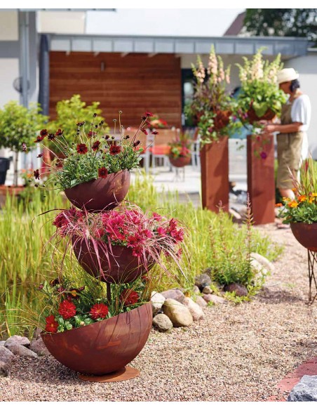 kreative Pflanzgefäße  Halbkugel Pflanzturm Topsy Truvy - Höhe 95 cm -  Pflanzgefäß Edelrost Ein ganz aussergewöhnlicher moderne