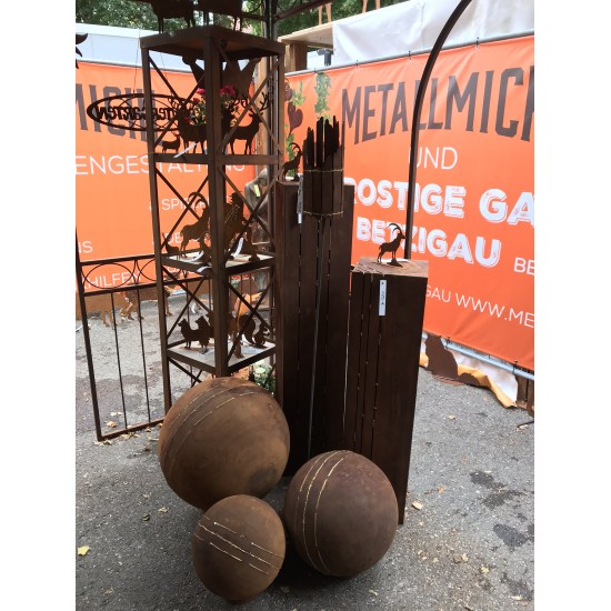 40 cm Kugeln Geschlossene Deko Kugel mit unregelmäßigen Goldstreifen - Ø 40 cm - Gartenkugel Edelrost Kugel aus Metall geschloss