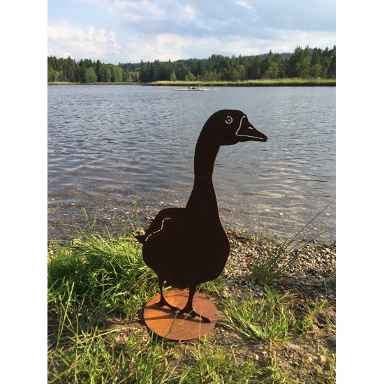 Enten und Gänse Deko Gans Metall - stehend von Vorne 60 cm hoch Diese lustige Ente scheint direkt in Deinen Garten watscheln zu