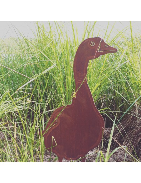 Enten und Gänse Deko Gans Metall - stehend von Vorne 60 cm hoch Diese lustige Ente scheint direkt in Deinen Garten watscheln zu  Enten und Gänse Deko Gans Metall - stehend von Vorne 60 cm hoch Diese lustige Ente scheint direkt in Deinen Garten watscheln zu