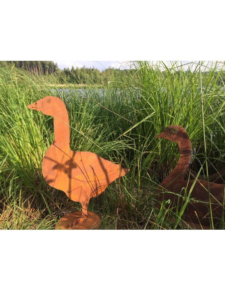 Frühlingsdeko Deko Gans Gartenfigur Metall - stehend seitlich - Höhe 60 cm 
Höhe 60 cm,
auf Bodenplatte
