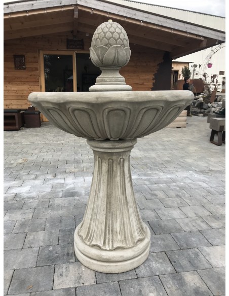 Brunnen und Wasserspiele Brunnen C mit Pinienzapfen Brunnen
mit Ornament und Pinienzapfen
inkl. Pumpe