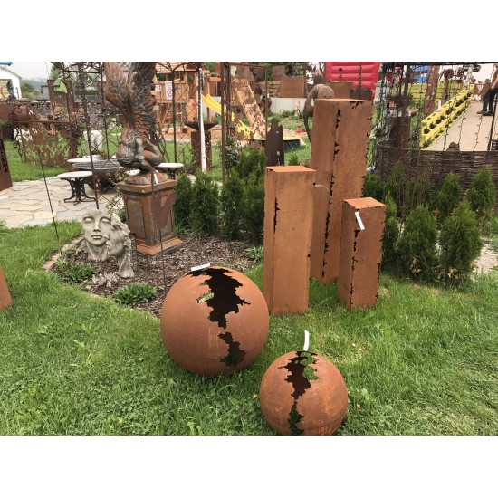 30 x 30 cm Edelrost Säule 'Gravina'  mit Rissen an den Kanten, eckig, Höhe 140 cm - für tolle Gartenideen Die Edelrost Rostsäule