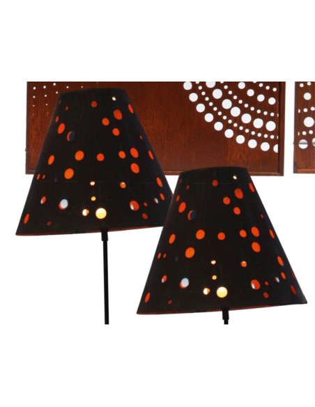 Gartendeko Rost Windlicht Dots mit Zwischenboden für Kerze und Hülse - 20 cm Ø - klein 
Dieses schöne Windlicht ist kompatibel 