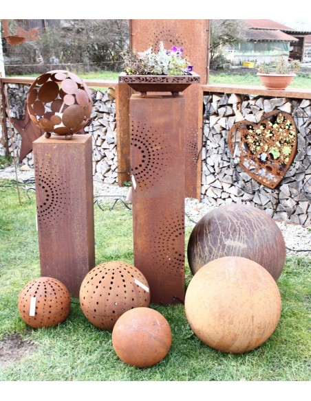 30 x 30 cm DOT - Rostsäule - Punkte Muster über Eck Höhe 125 cm Große Rostsäule 125 cm mit Pünktchen und Kreisen "DOT" Säule

