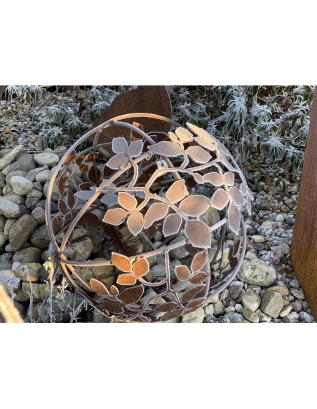 40 cm Kugeln Rost Gartenkugel mit Blättern -  außen + innen - Ø 40 cm Ø 40 cm
aufwändig gearbeitete Dekokugel aus rostigem Meta