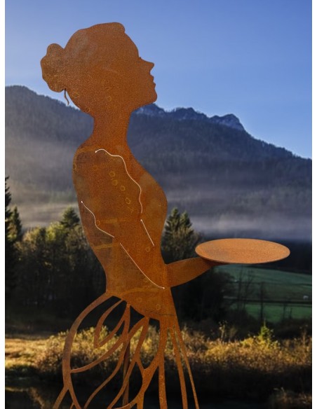 lebensgroße Figuren Rankhilfe - Mademoiselle - mit Kleid und Tablett - Höhe 178 cm Rankhilfe "Mademoiselle" mit Kleid und Tablet