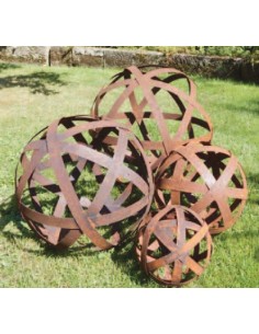 Kugel Ø40 cm aus Blechstreifen 2