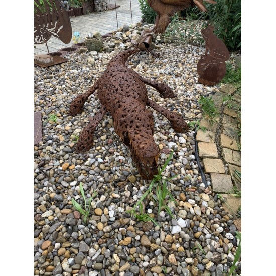 Start Gartenfigur Krokodil lebensgroß aus Metall - 128 cm 
Länge 128 cm
Breite 35 cm
Höhe 25 cm
