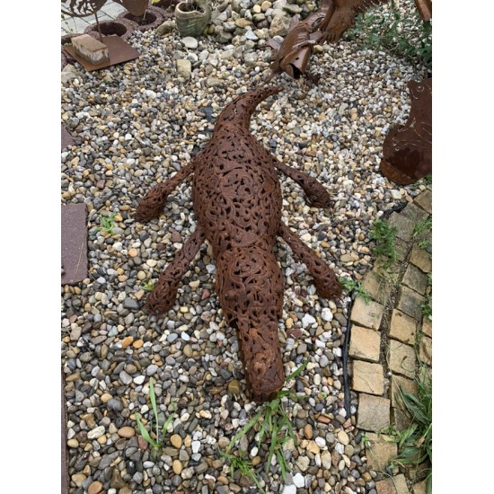 Start Gartenfigur Krokodil lebensgroß aus Metall - 128 cm 
Länge 128 cm
Breite 35 cm
Höhe 25 cm
