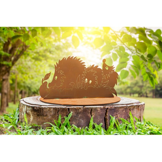 Edelrost Igelfamilie auf Platte - Breite 20 cm