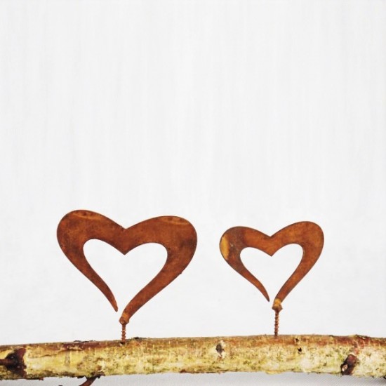 Herzige Dinge - Edelrost Dekoherzen Deko Herz offen zum Einschrauben - gross - Länge 10 cm Schönes Deko Herz mit einer Schraube 