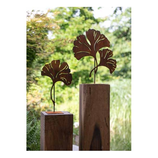 Ginkgo 2 Blätter auf eckiger Platte 
Gartendeko aus Rost Edelmetall