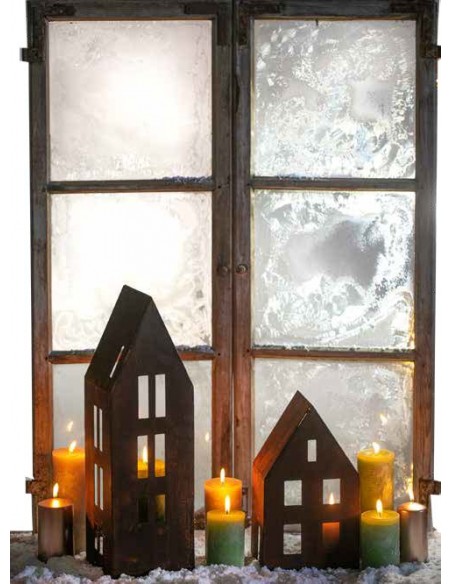 Kleines Haus mit offener Seite 
Bild 1&2: rechts
Höhe 32 cm
Breite 18,6 cm
Tiefe 12 cm