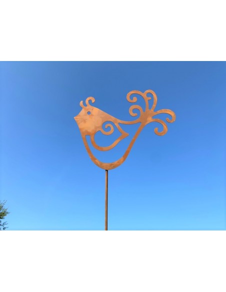 Vogel Deko Gartenstecker Vögelchen aus Metall natürlicher Rost Blauer Himmel fliegender Vogel