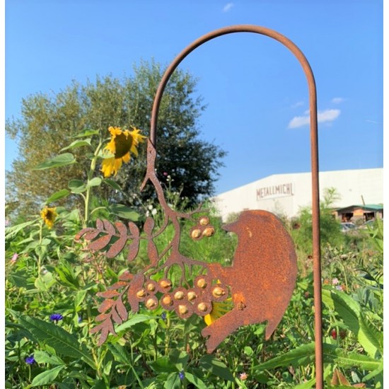 rostige Deko für den Garten im Blumenbeet und Sonnenblumen - Edelrost Gartenstecker - kein Corten