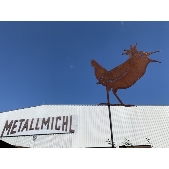 Vogel Deko Zaunkönig Topfstecker 30 cm - groß - Deko Vogel mit Krone 
Gartenstecker Zaunkönig mit einer Krone auf dem Kopf
Der