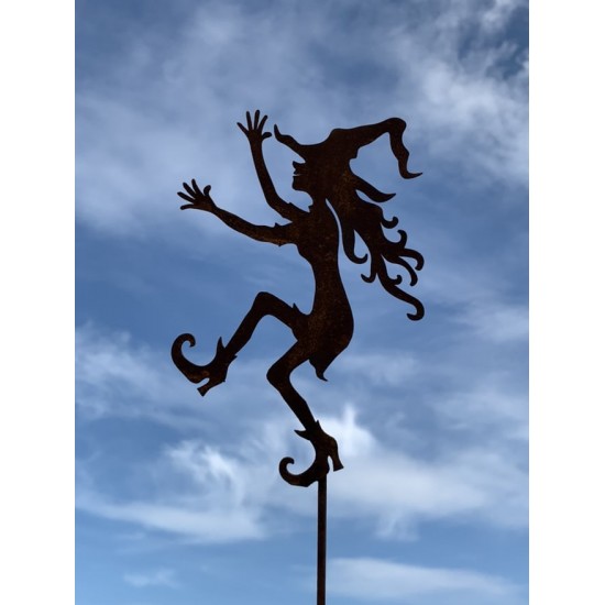Hexen, Elfen, Drachen und Mystisches Tanzende junge Hexe als Gartenstecker - mini - Höhe 18 cm Eine junge tanzende Hexe als Beet