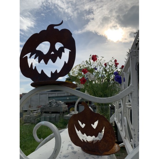 Herbstdeko Halloween Kürbis - E 21 cm breit Der Extra-Böse Kürbis wirkt im Kerzenschein einfach nur klasse! Ein echter Hingucker