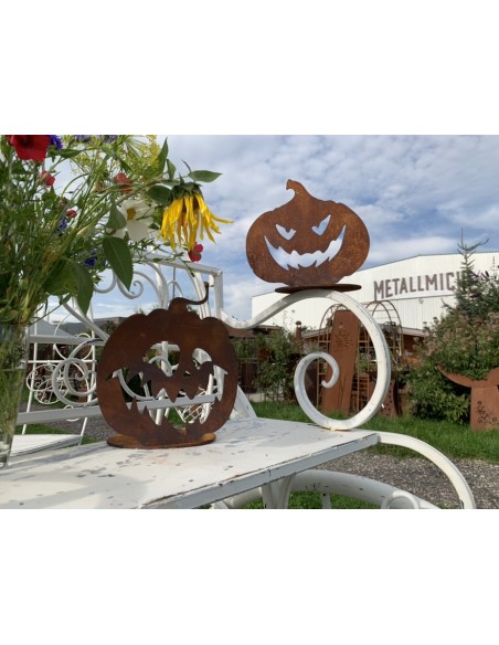 Herbstdeko Halloween Kürbis - E 21 cm breit Der Extra-Böse Kürbis wirkt im Kerzenschein einfach nur klasse! Ein echter Hingucker