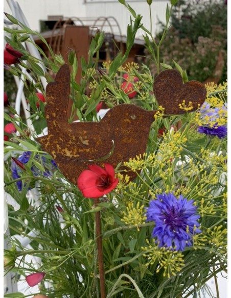 Vogel Deko Vögelchen mit Herz im Schnabel als Gartenstecker - klein 37 cm Gesamthöhe Dieser kleine Gartenstecker mit einem süßen
