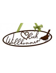Deko zum Hängen Frecher Vogel in ovalem Willkommen-Schild - 66 cm breit Der freche Vogel knabbert an dem Willkommen´s Schriftzug