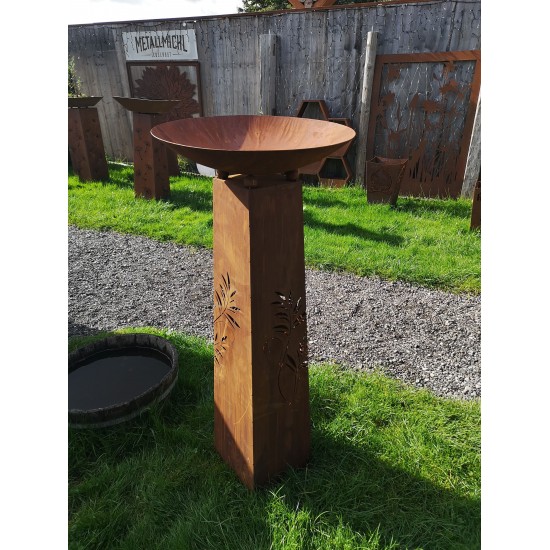 Farn Serie Konusgefäß -Farn -  Höhe 120 cm Höhe 120cm
mit 4x Stahlkugeln Ø40mm
oben kann eine passende Pflanzschale (siehe Zub