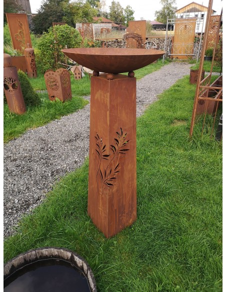 Farn Serie Konusgefäß -Farn -  Höhe 120 cm Höhe 120cm
mit 4x Stahlkugeln Ø40mm
oben kann eine passende Pflanzschale (siehe Zub