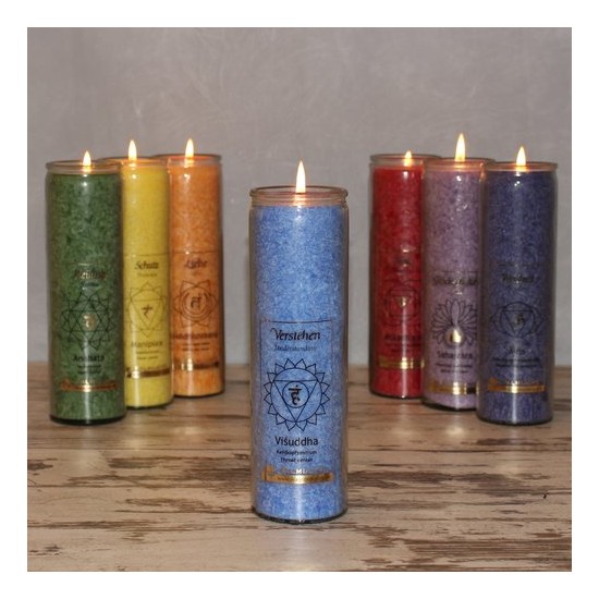 Glück CHAKRA Kerze im Glas hellblau - Verstehen - ca. 20 cm Diese Charka Kerze steht unter anderem für Ausdrucksfähigkeit, Kreat