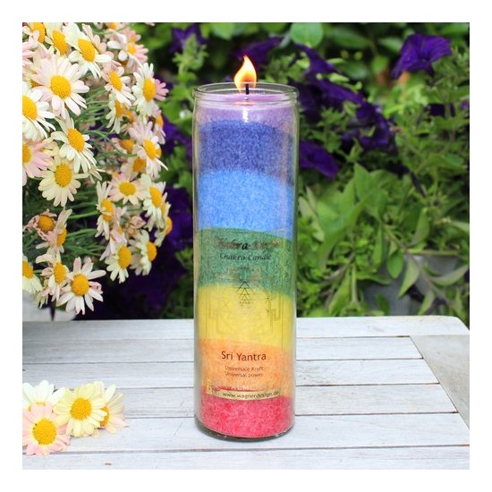 Glück CHAKRA Kerze Kraft - Bunt - groß ca. 20 cm - Kerze im Glas - Palm Light Die bunte CHAKRA Kerze - Kraft, hat die Bedeutung 