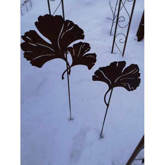 Gartenstecker Ginkgo Gartenstecker 2 Blätter - Höhe 44 cm 2 Gingkoblätter an Stab zum Stecken für Deine Gartendeko aus Edelrost.