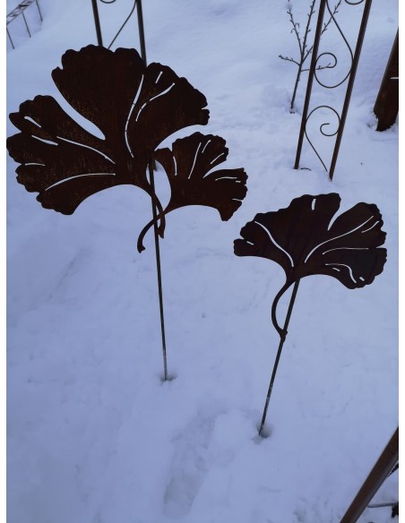 Gartenstecker Ginkgo Gartenstecker 2 Blätter - Höhe 44 cm 2 Gingkoblätter an Stab zum Stecken für Deine Gartendeko aus Edelrost.