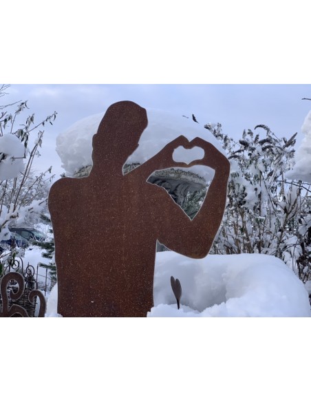 Lebensgroße Figur - Tom - Hände bilden ein Herz - 184 cm hoch 
Lebensgroße Silhouette eines Mannes Tom - Die Hände bilden