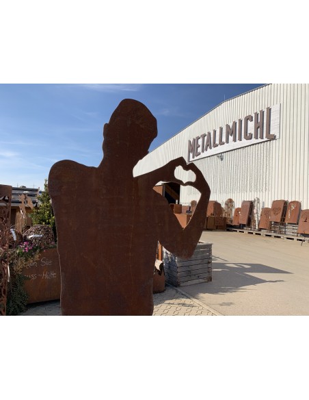 Lebensgroße Figur - Tom - Hände bilden ein Herz - 184 cm hoch 
Lebensgroße Silhouette eines Mannes Tom - Die Hände bilden