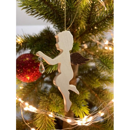 Ahorn Engel mit Rostflügel Fliegender Engel hängt einen Kristall auf - aus Ahornholz mit Edelrost Flügel - Christbaumschmuck zum